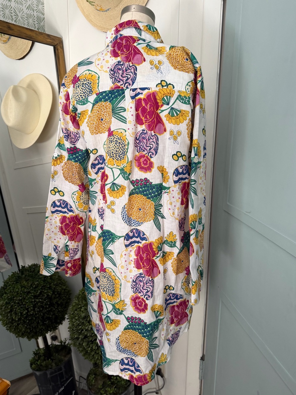 Roller Rabbit 100% Linen Cheri Floral Shirt Dress Button Front Tunic XS Roberta - Picture 5 of 8